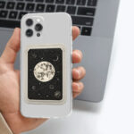 جا کارتی مگ سیف دار مدل WALLET MAGSAFE چرم طرح ماه و آسمان نقره ای - تصویر 2