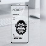 گلس آنتی استاتیک مانکی پرمیوم مدل MONKEY PREMIUM 3D LARGE ARC IPHONE 15 PRO MAX - تصویر 2